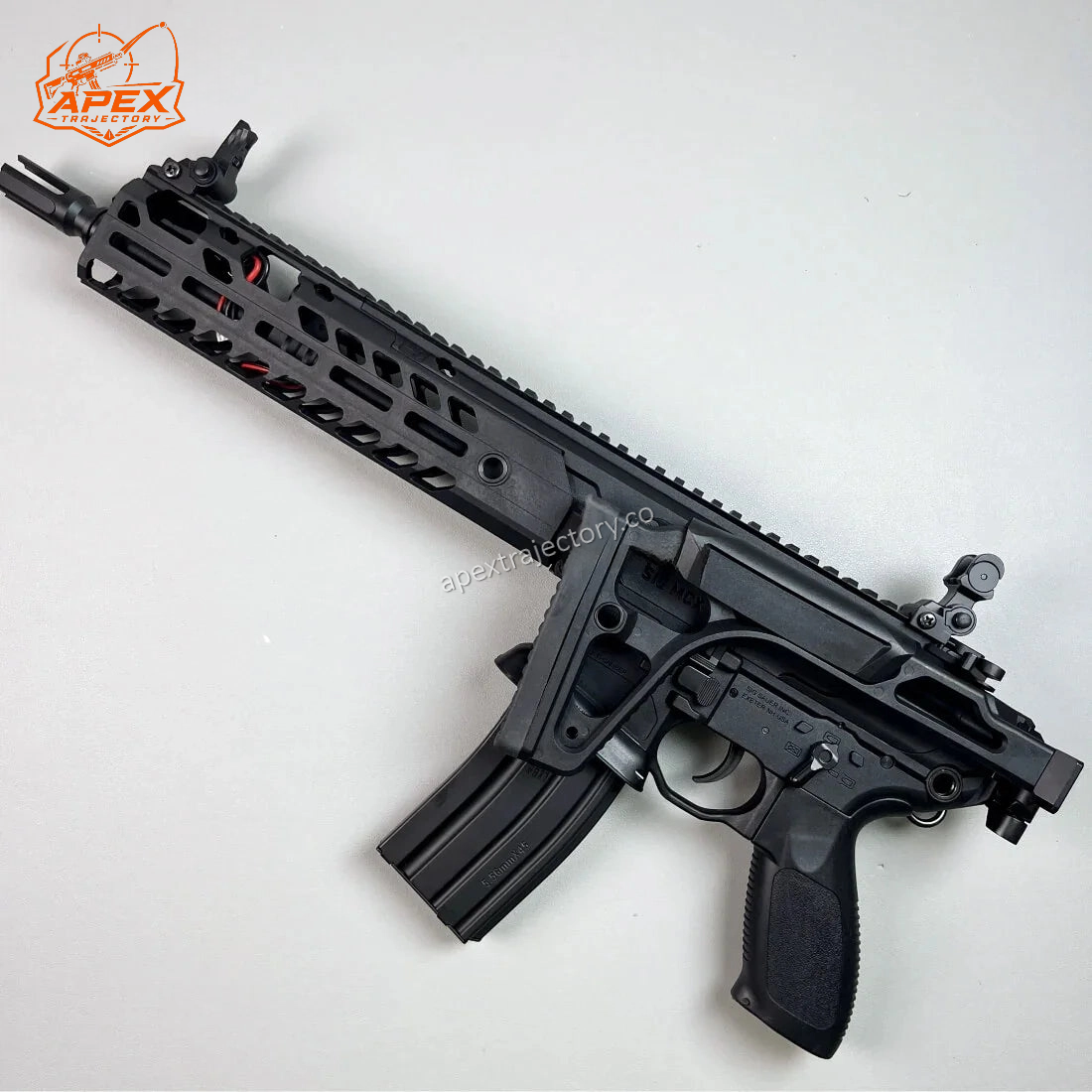 MCX Gel Blaster con cerrojo móvil hacia adelante y hacia atrás